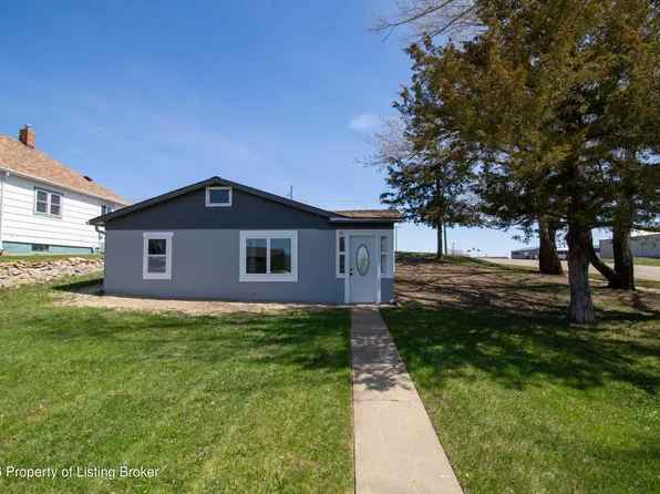 101 Illinois Ave, Mott, ND 58646