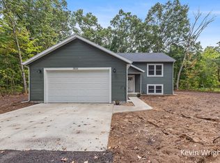 3506 Hall Rd, Muskegon, MI 49442