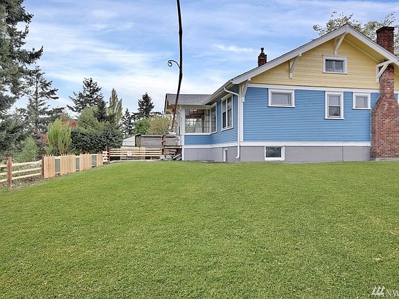 4th image of 3811 S Alaska St
