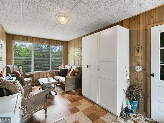 4th image of 7825 Shingle Creek Dr N
