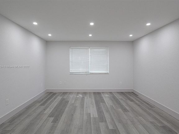 4th image of 17255 SW 95th Ave APT 138