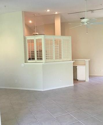 5th image of 73 Silver Oaks Cir APT 10202
