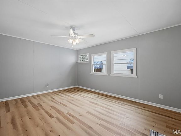 4th image of 1509 Kraft St
