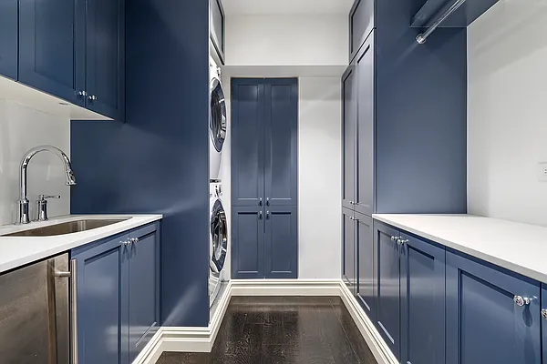 Sold by Douglas Elliman | media 7