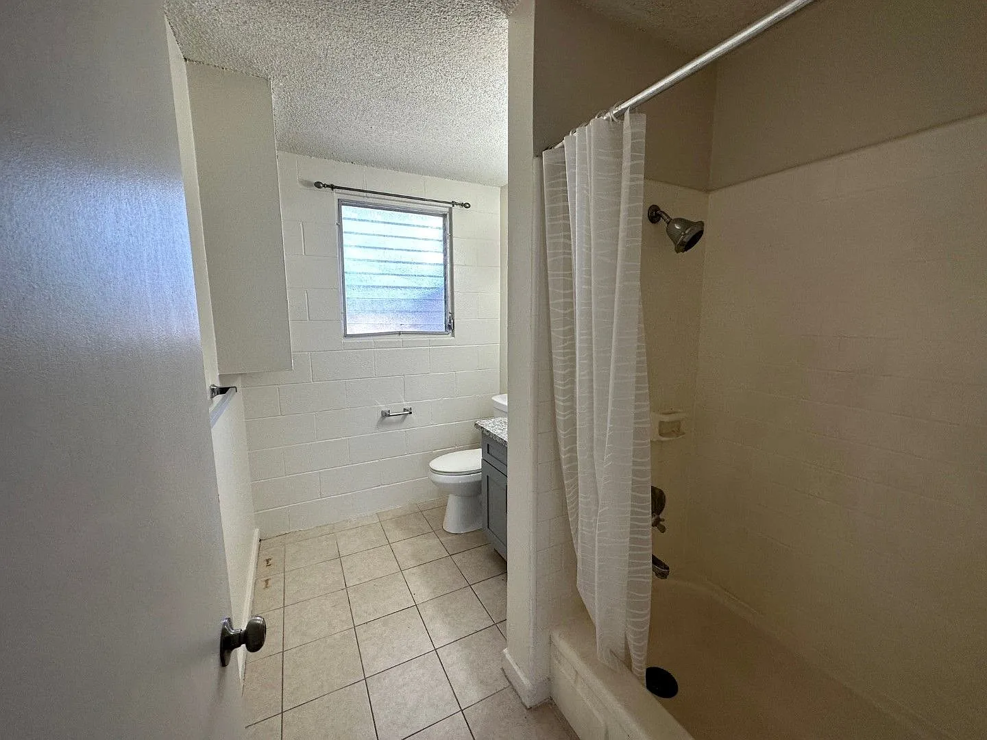 1455 Lusitana — Photo 2
