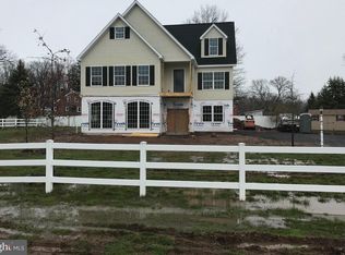 719 Bergey Rd, Telford, PA 18969