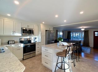 116 Renfrew Ave, Middletown, RI 02842