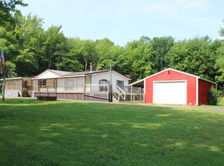 19961 Airport Rd, Conneautville, PA 16406