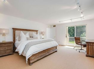 21 Crooked Hwy, East Hampton, NY 11937