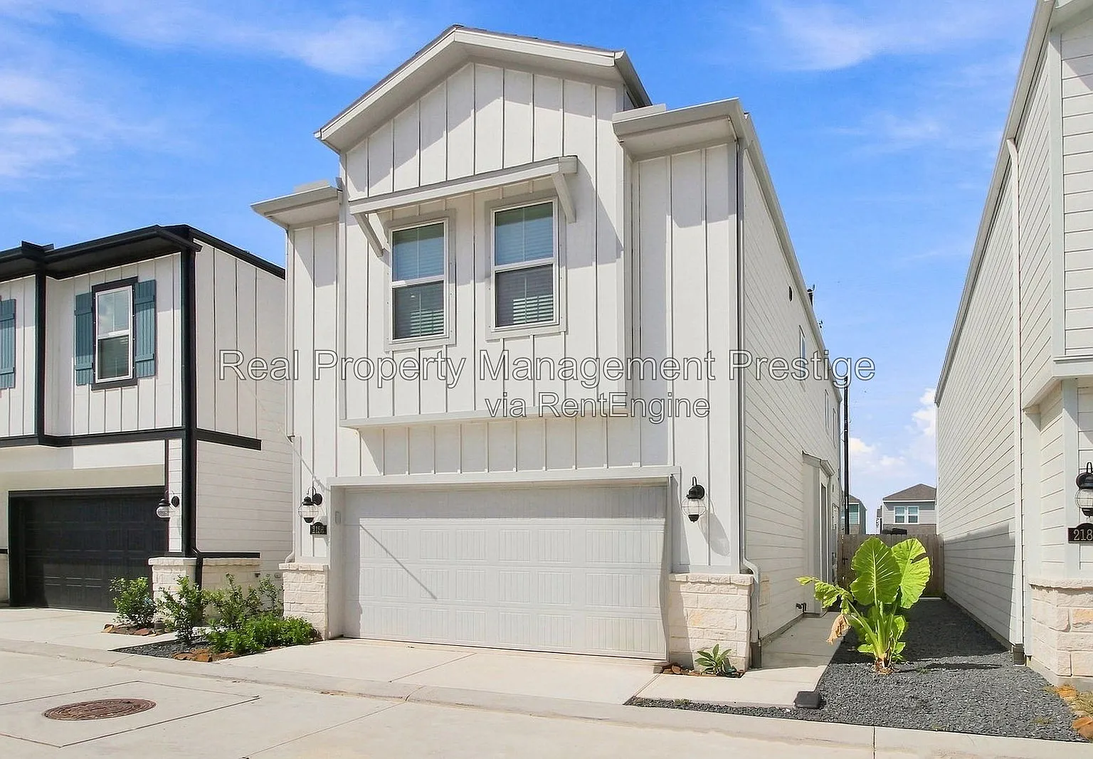 3 bed, 2.5 bath, 1607 sqft, $2,695 — Photo 3