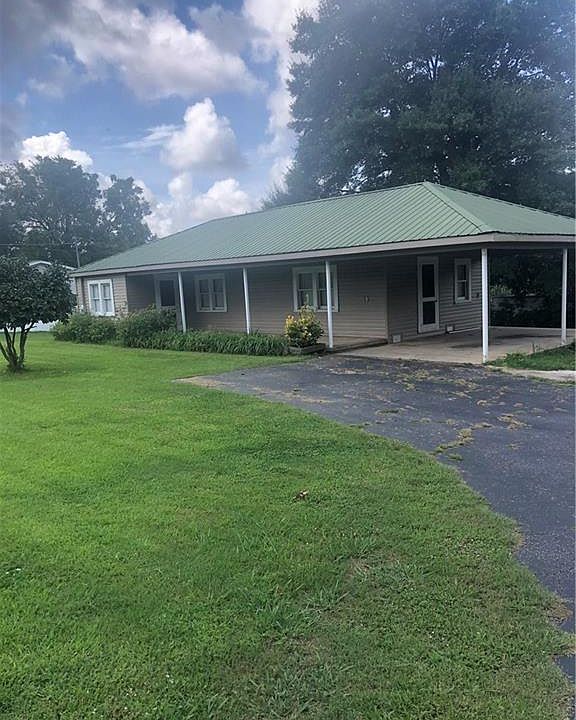 1st image of 3909 Dicks Hill Pkwy