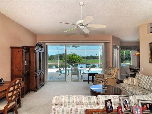 3rd image of 586 Khyber Ln