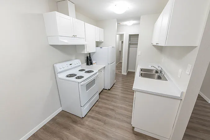2033 Bowser Ave — Photo 11