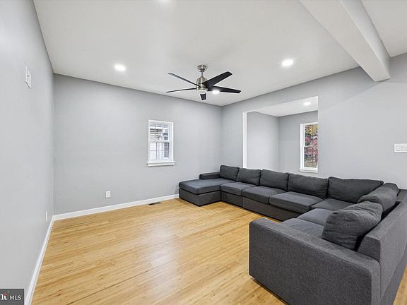 5th image of 1315 Grant Ave