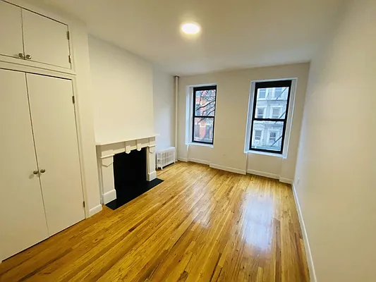 Rented by Corcoran | media 29