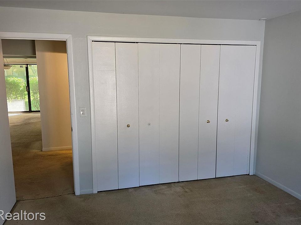 16275 W Nine Mile Rd Apt 102, photo 12