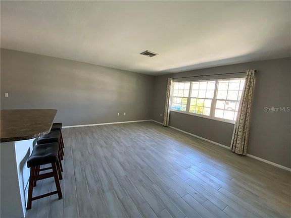 2nd image of 3070 Lake Ridge Dr