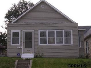 2909 S 18th St, Omaha, NE 68107