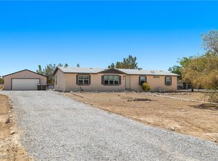 1581 W Dyer Rd, Pahrump, NV 89048