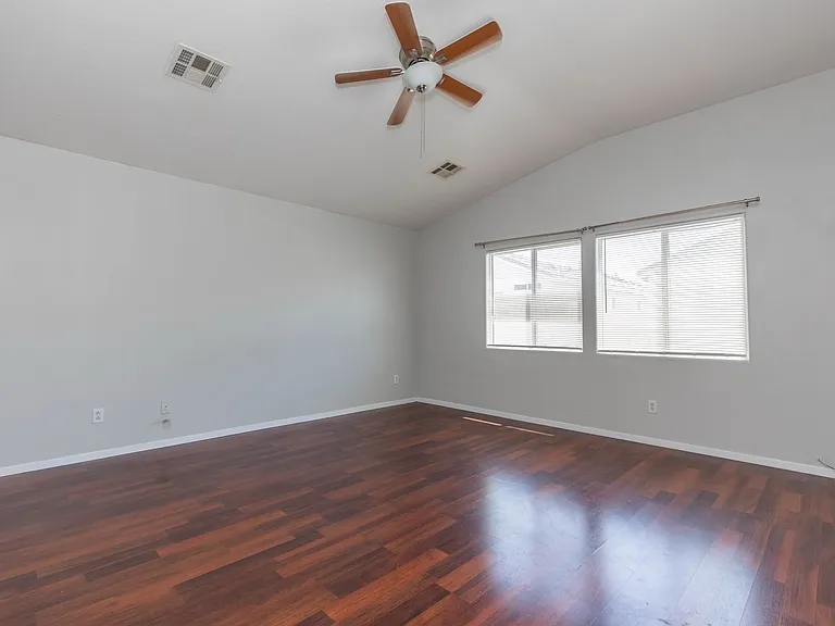 4515 Grotto Ct — Photo 13