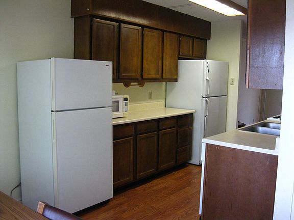 5th image of 1227 S Pinecone Dr