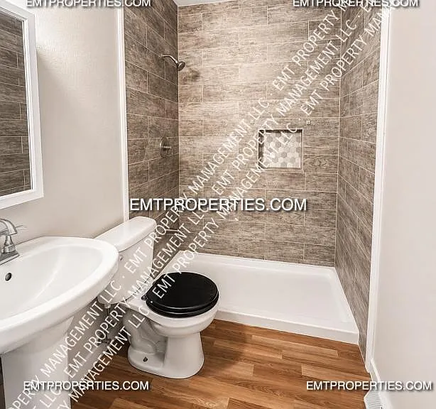 3024 Meister Rd #3024 — Photo 2