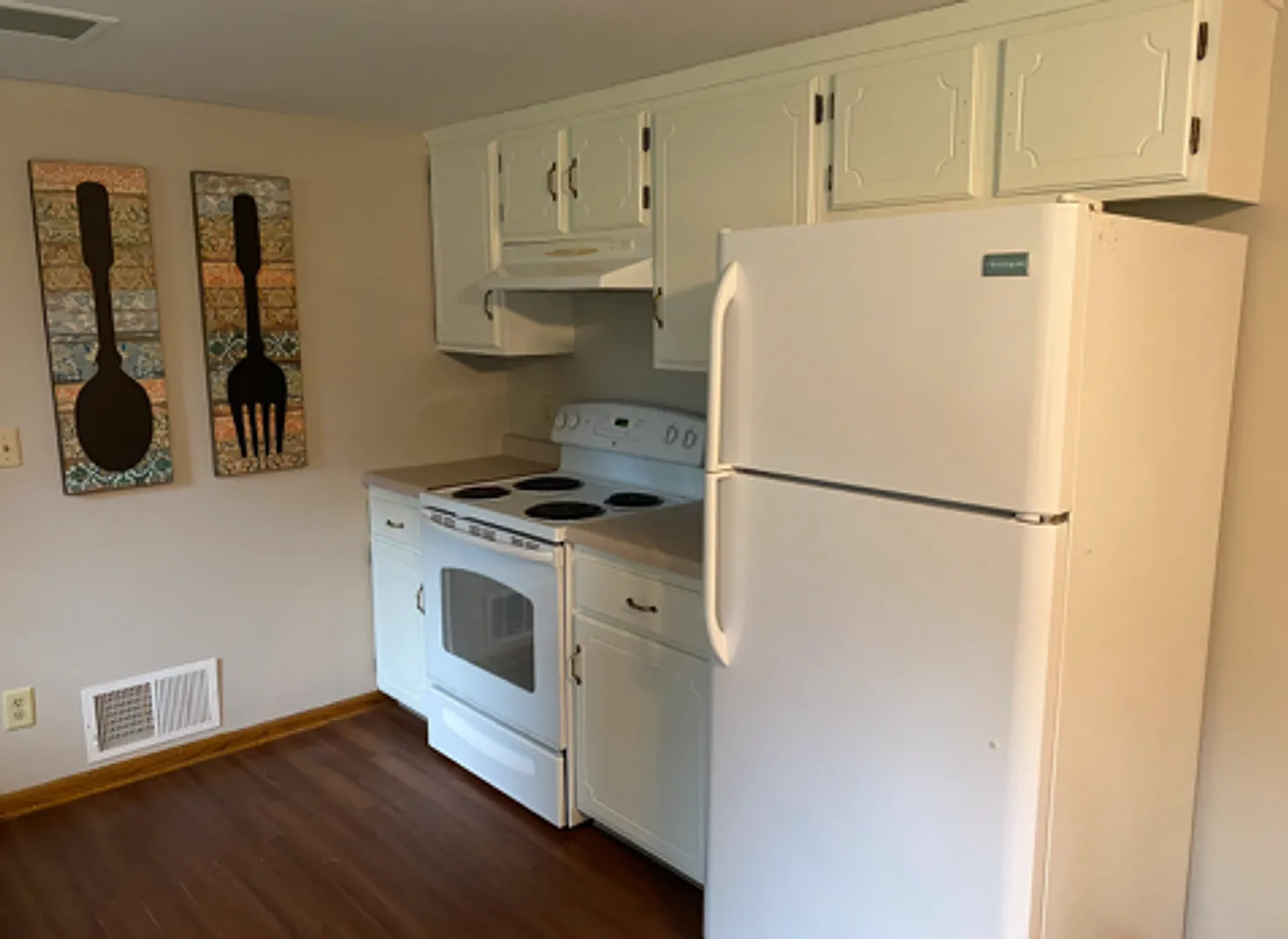 Colette Drive Townhomes — Photo 4
