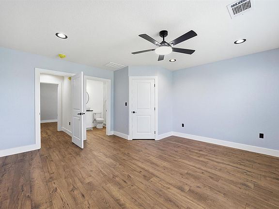 4th image of 204 S Anderson St