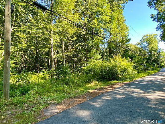 2nd image of 86 Seagraves Road