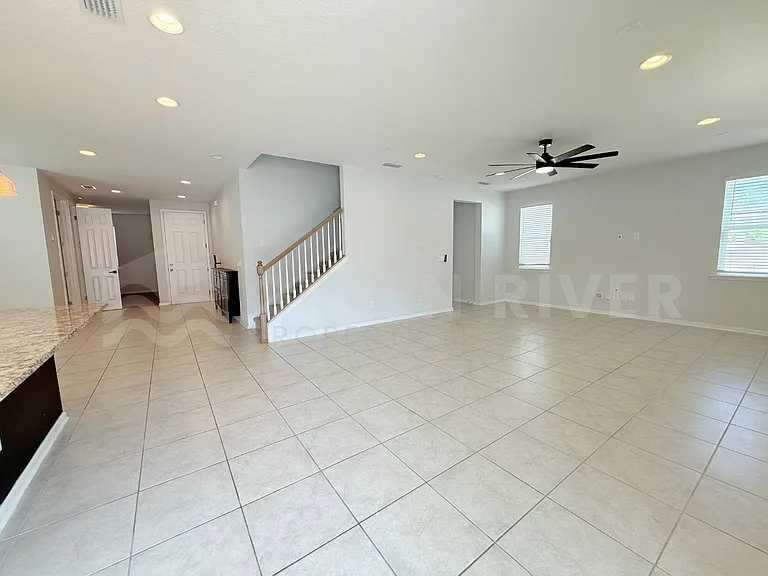 3374 Traceland Oak Ln — Photo 15