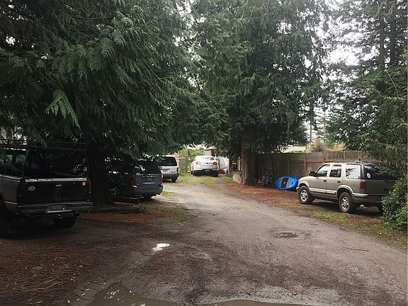 5th image of 23 Bracken Fern Ln