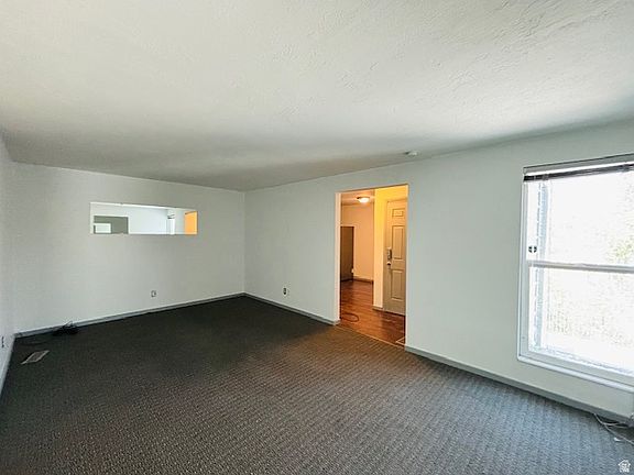 3rd image of 333 E 4500 S APT 13