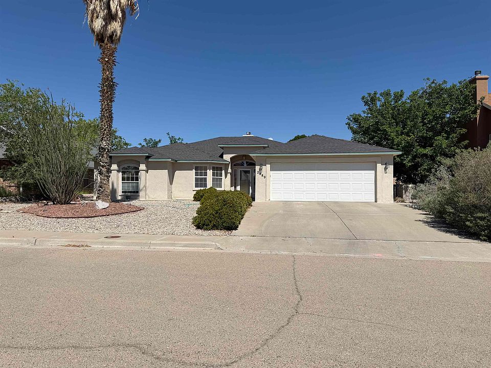 2nd image of 2589 Oakmont Dr