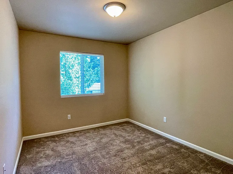 102 Alpha Ln — Photo 12