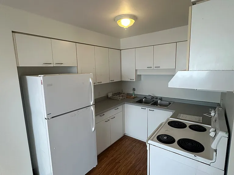 1372 Haist St #1 — Photo 8