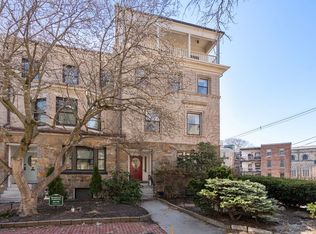 1 Regent Cir #2, Brookline, MA 02445