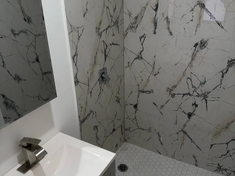 49 NW 30th Ave #2 — Photo 11