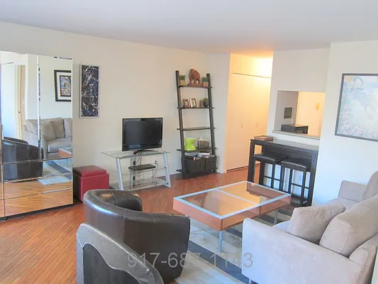 Rented by Chartwell Forest Hills Realty | media 11