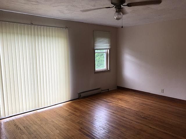 2nd image of 102 W 1st St APT 4