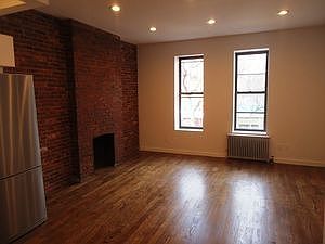 2nd image of 354 Myrtle Ave APT 3