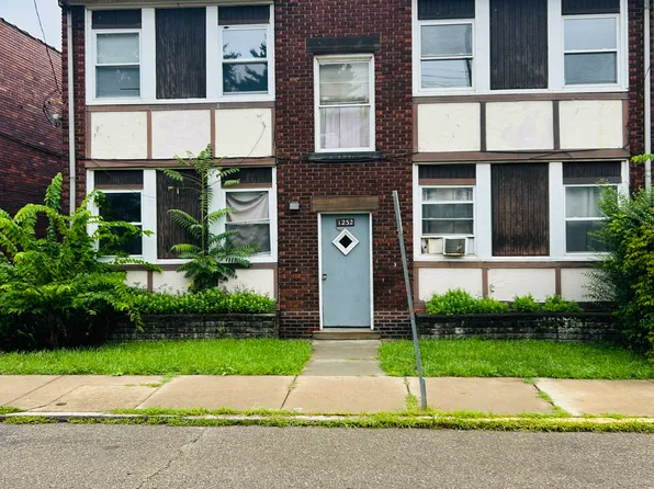 1230-1232 Church Ave #1, Mc Kees Rocks, PA 15136
