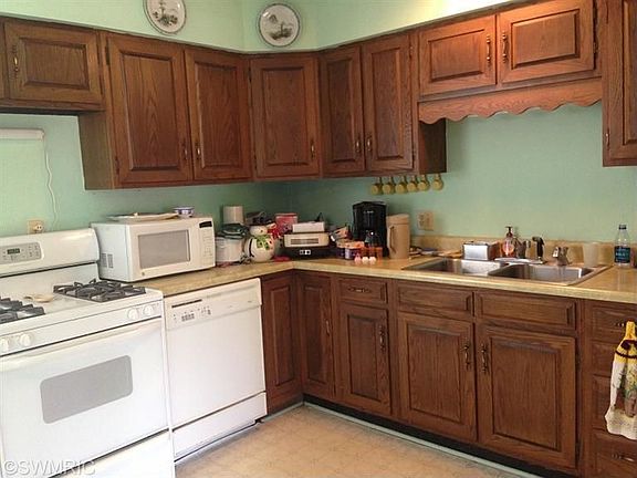 5th image of 1855 Wildwood Dr