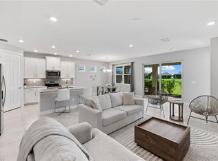 28016 Captiva Shell LOOP, BONITA SPRINGS, FL 34135