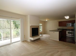 12303 Harbour Pointe Blvd UNIT BB 201, Mukilteo, WA 98275