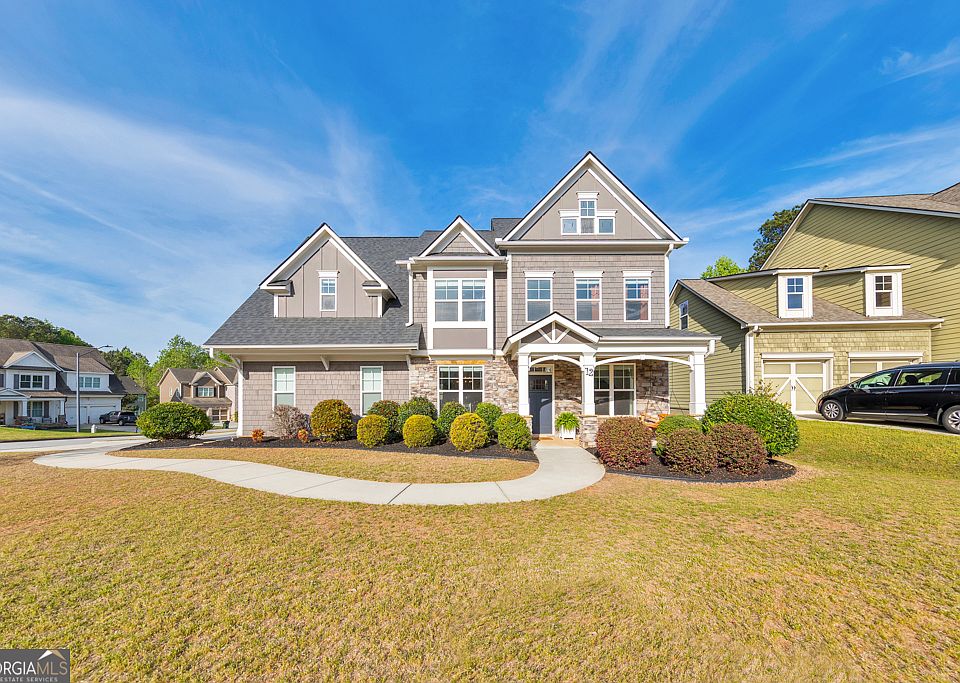 1st image of 12 Cornelia Ct