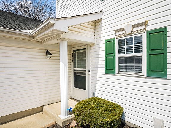 3rd image of 4684 Cadmus Dr #34B