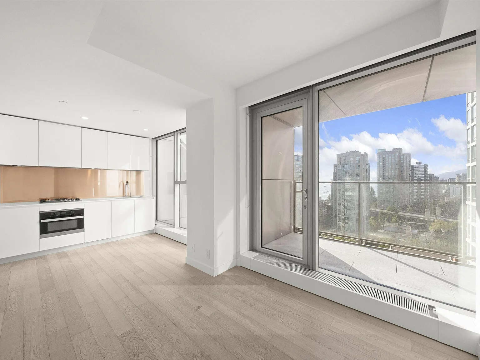 1 bed, 488 sqft, $3,200 — Photo 3