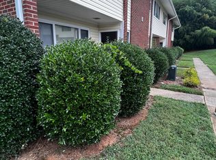 2381 Champion Ct, Raleigh, NC 27606