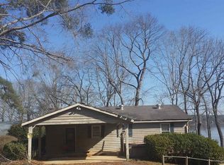 176 Hickory Point Dr, Eatonton, GA 31024