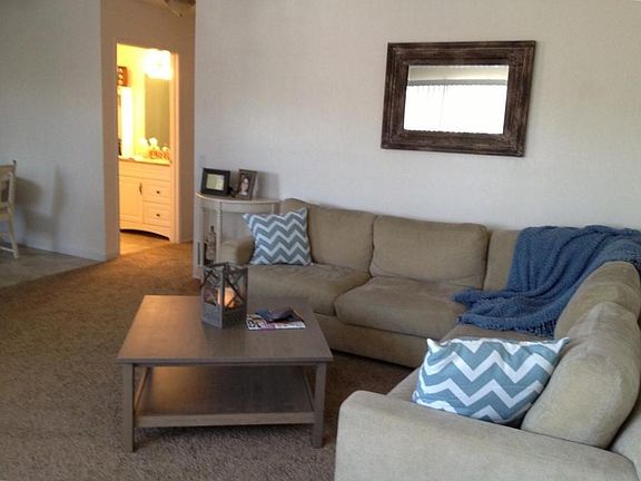 Spacious living room